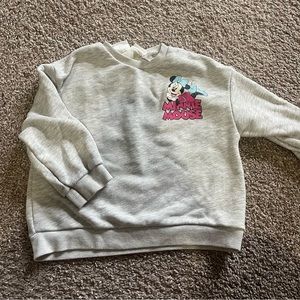 Zara girls Minnie Mouse sweater size 3-4 with back detail